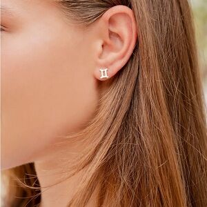 AURATE - GEMINI - Zodiac Stud Earrings